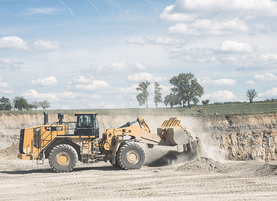 Bagger im Steinbruch Bettenfeld